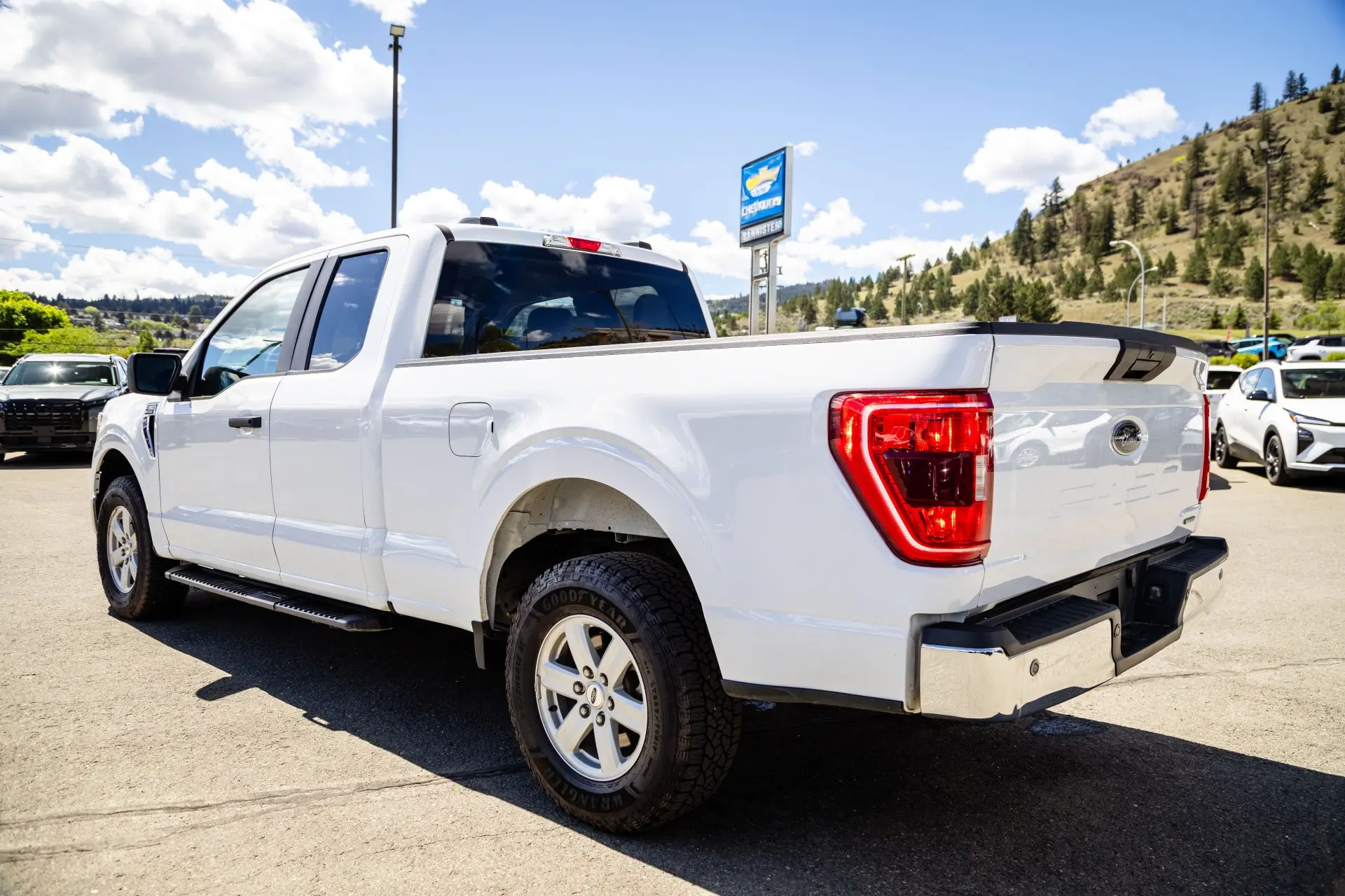 2023 Ford F-150 XLT — photo 7