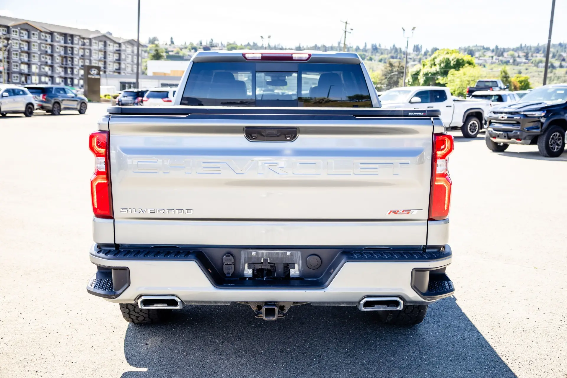 2024 Chevrolet Silverado 1500 RST — photo 8