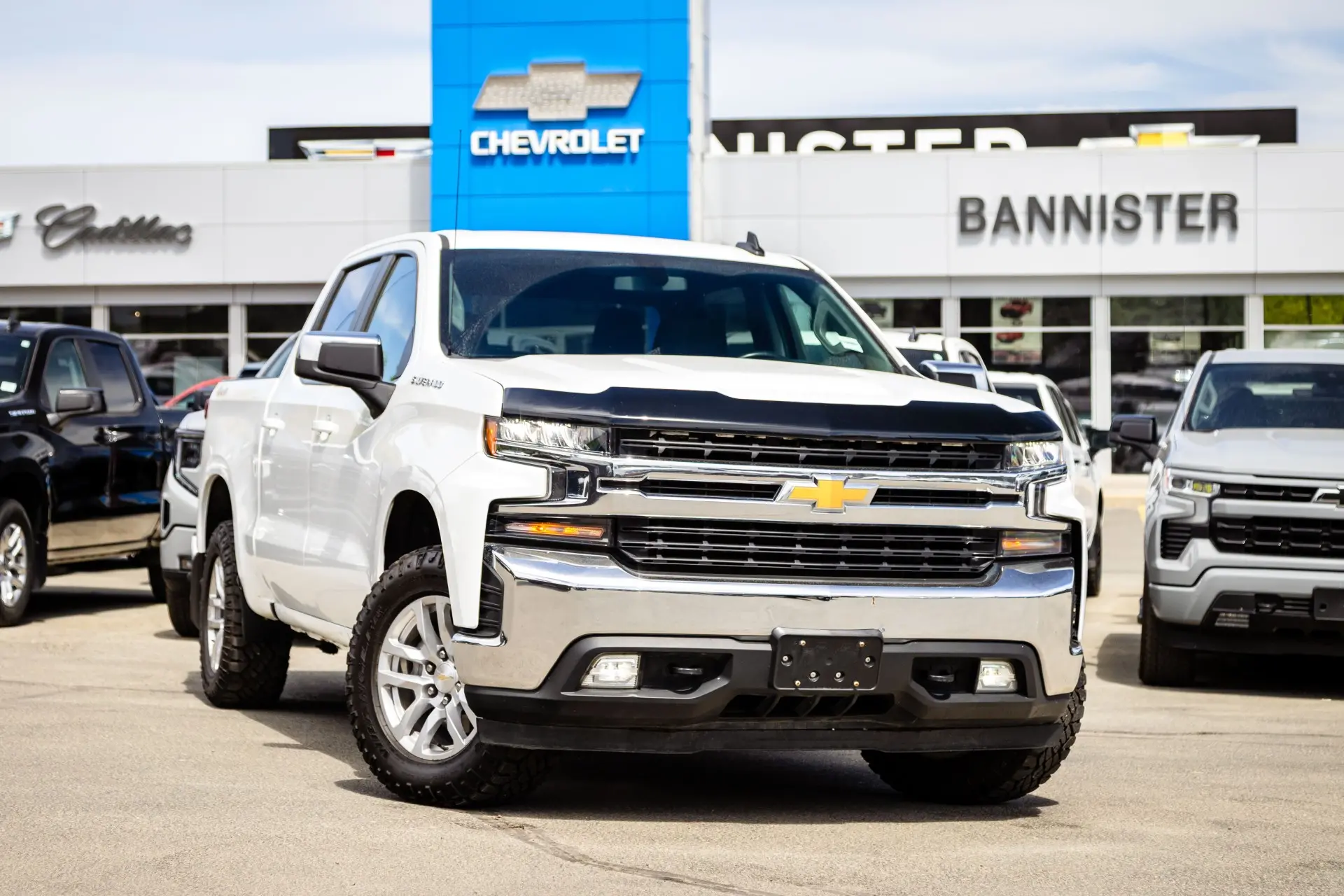 2021 Chevrolet Silverado 1500 LT — photo 1