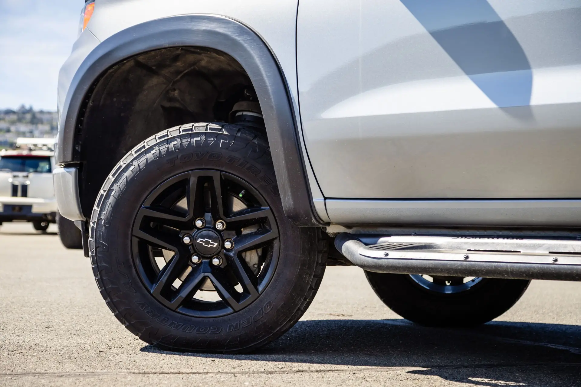 2024 Chevrolet Silverado 1500 RST — photo 2