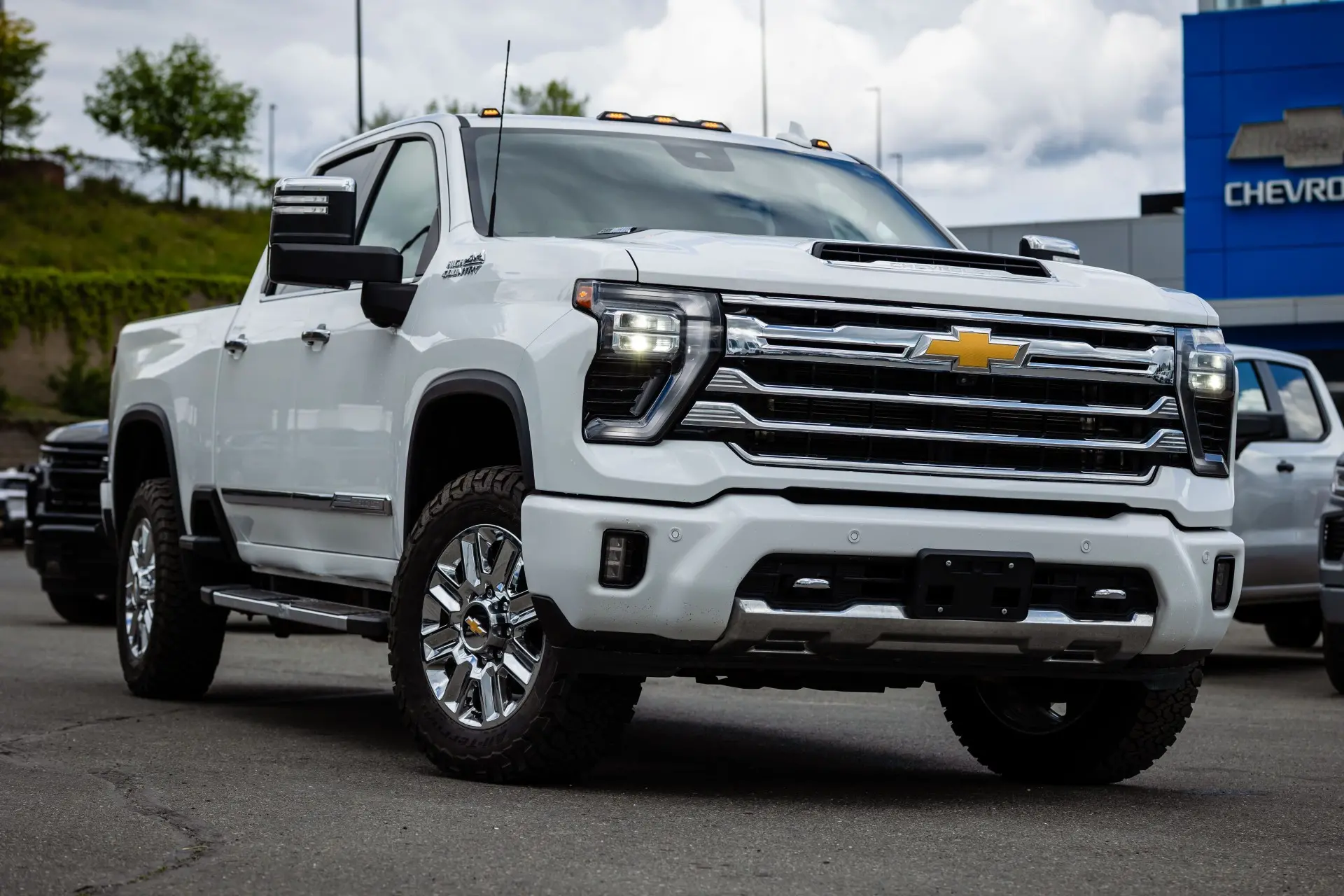 2024 Chevrolet Silverado 3500HD High Country — photo 1