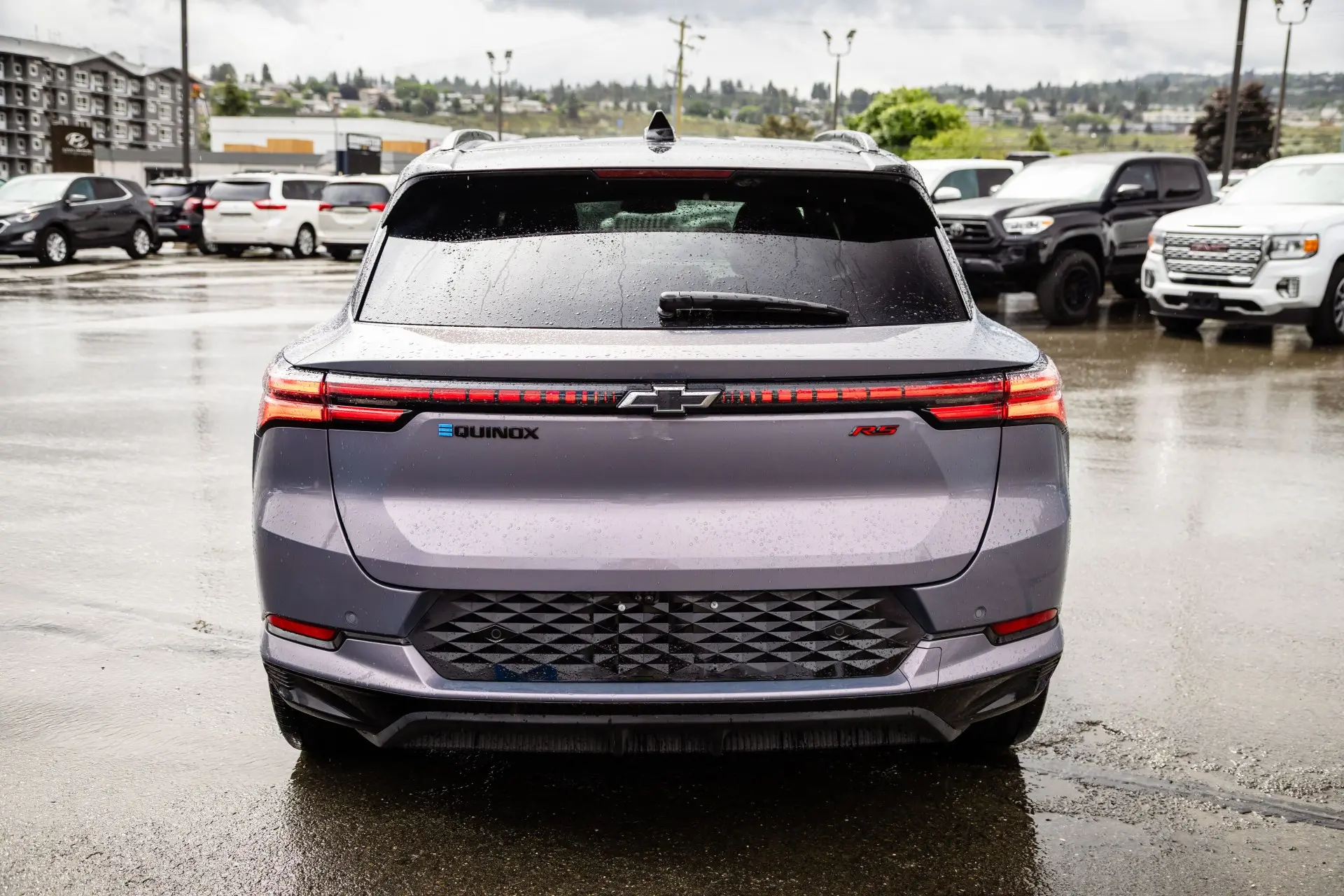 2024 Chevrolet Equinox EV RS — photo 8