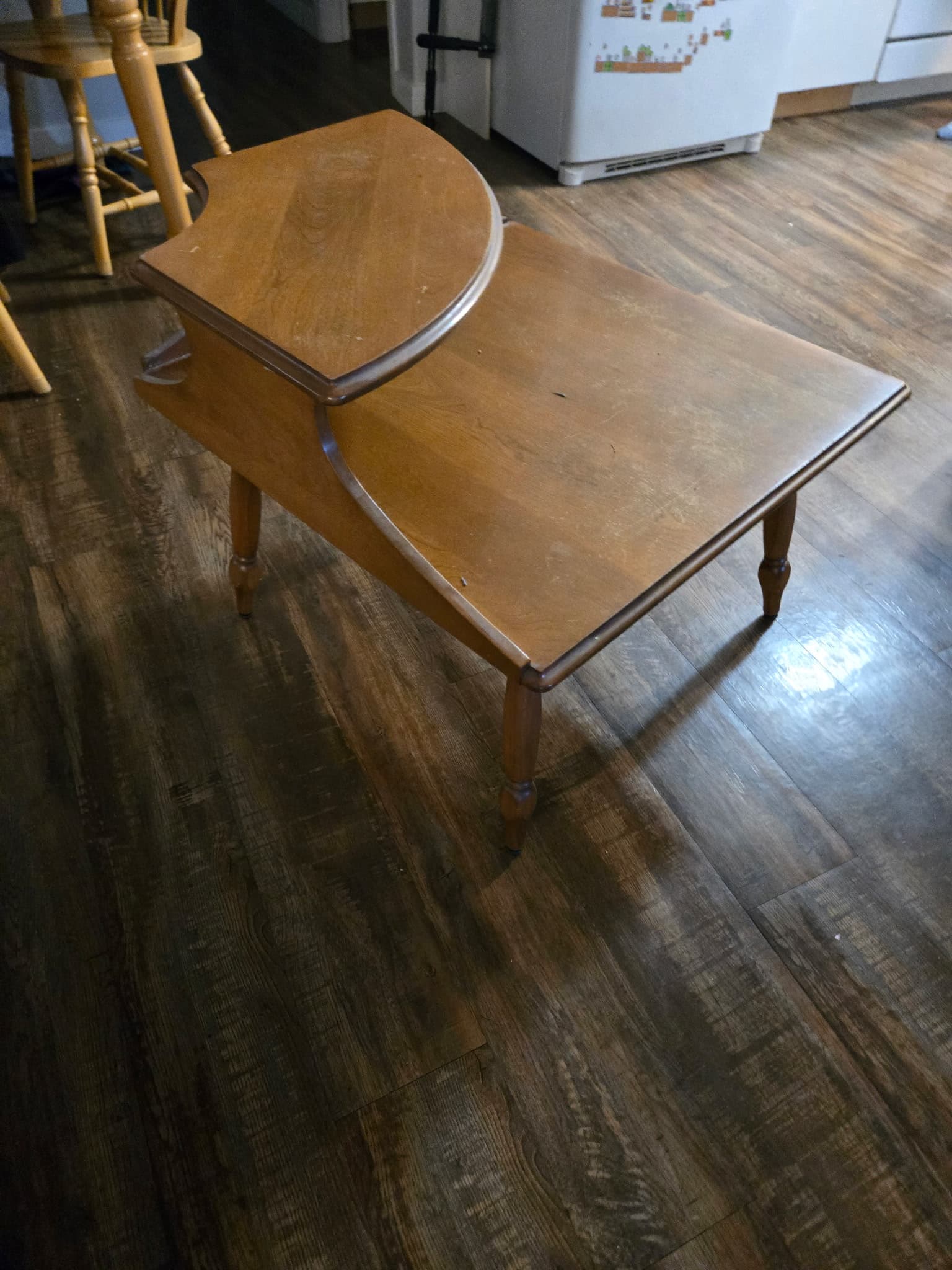 Vintage side table — photo 3